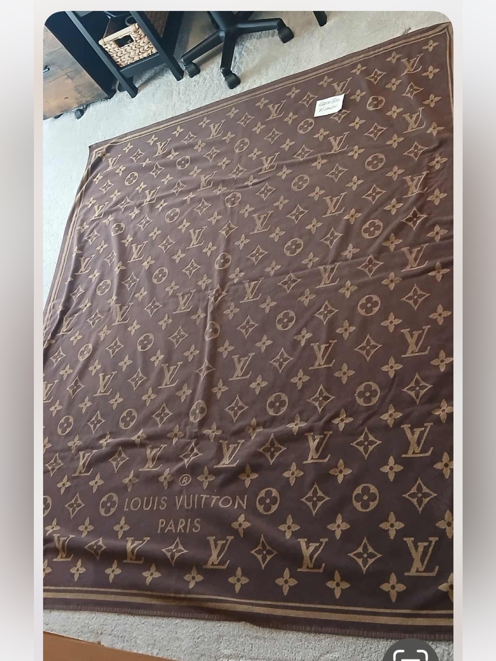 Louis Vuitton MonogramCotton Towel Reversible